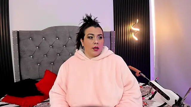 martina_foxy_'s Live XXX Chat