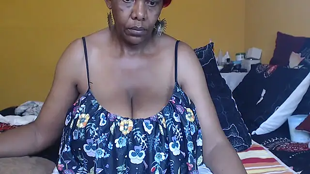 Chatroom XXX en direct de bustykelly