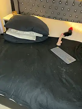 Lolagolden1: онлайн-секс-чат