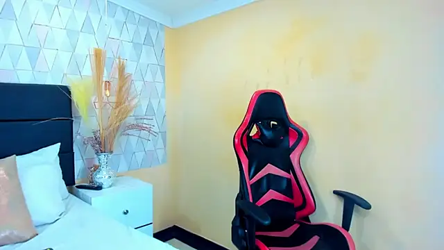 Chat +18 de KaterinMoss ao vivo