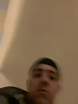 hotkevin11 live XXX chat