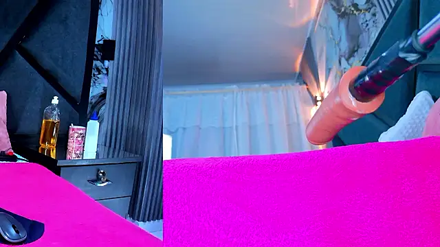 Czat XXX na żywo – NathaxaLeans