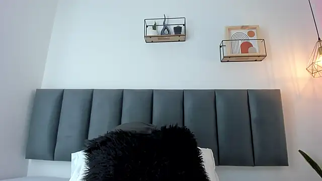 Pertunjukan Kamera Web MaraOwen_