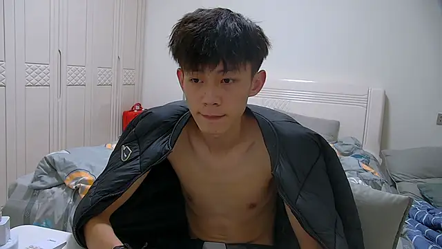 Pokazy przed kamerką – paofu-001