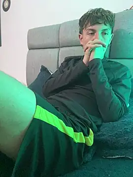 دردشة NaytonFreeman الجنسية المباشرة