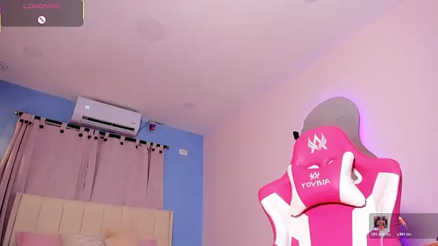 XXX chat uživo modela LOU_22_