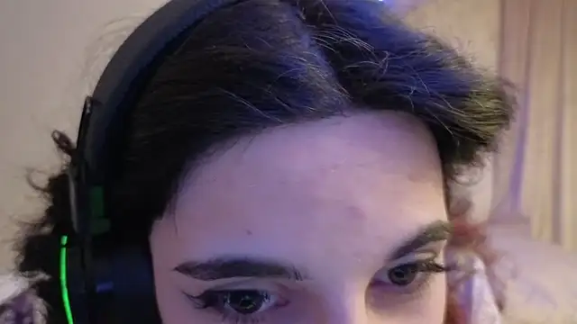 Blissmissataeses Adlı Modelin Canlı XXX Sohbeti