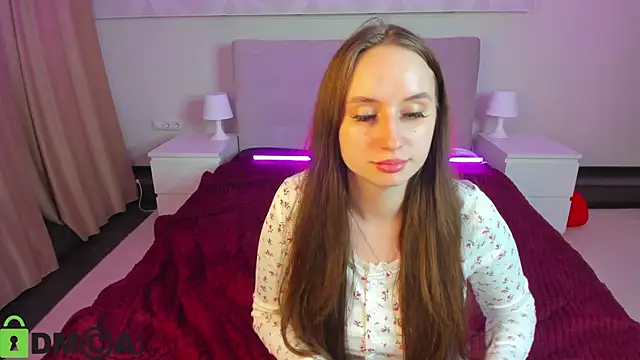 Chat +18 de Kira__Sweet ao vivo