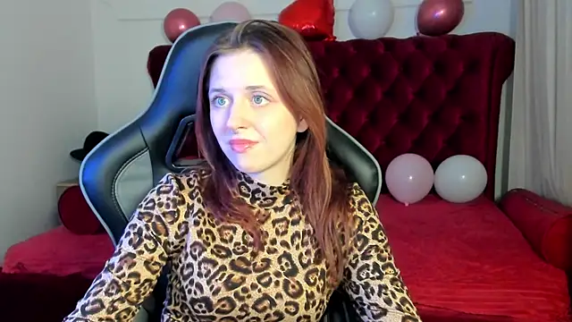 XXX chat uživo modela FreyaVey