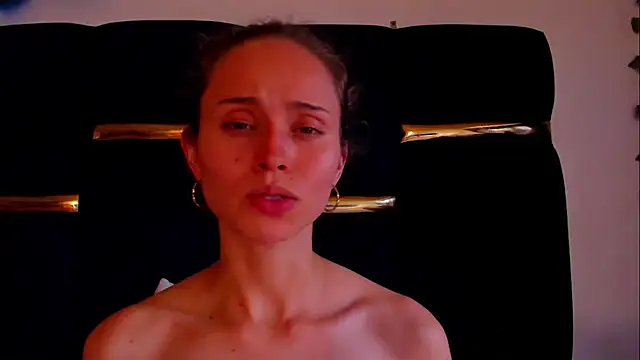 fulfill_fantasies1 – Live XXX-chat