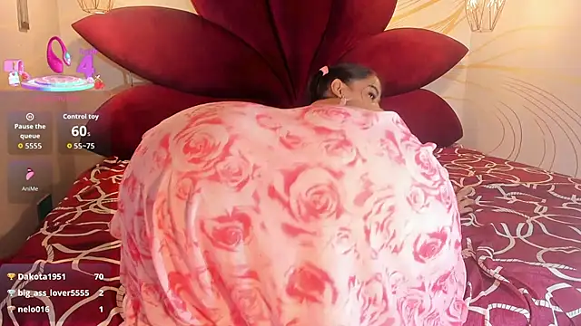 Chat +18 de Staarhot ao vivo