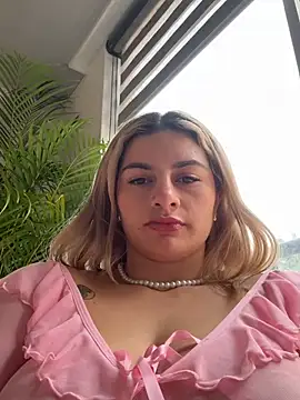 Онлайн чат XXX AtheneaRossi