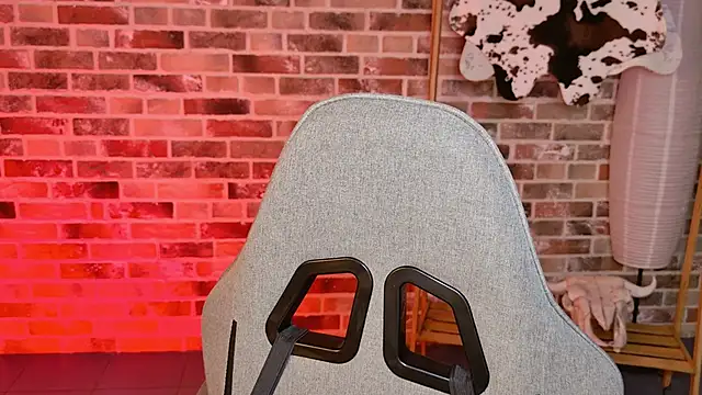 KiraVairのライブXXXチャット