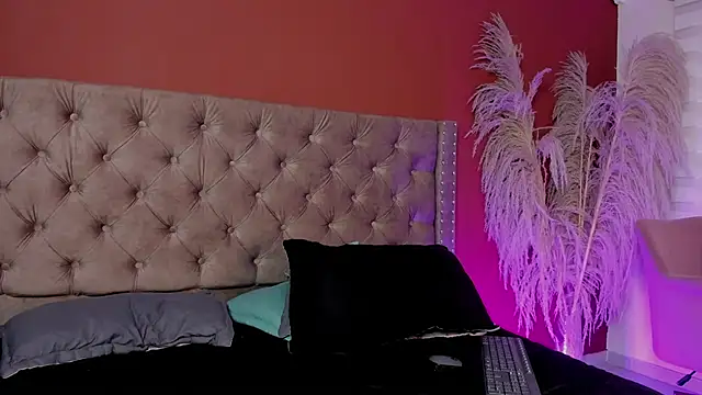 Show modela ari_rouse_ na web-kameri