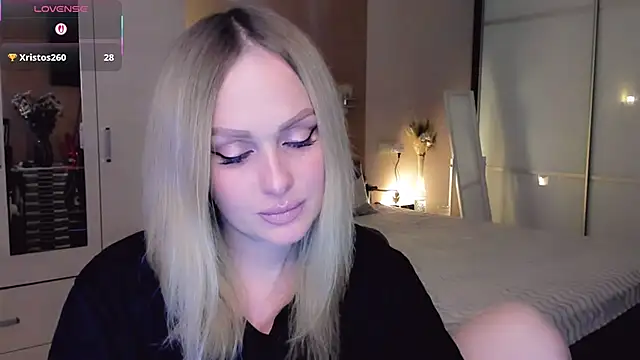 Libby_Nora Chat XXX in diretta