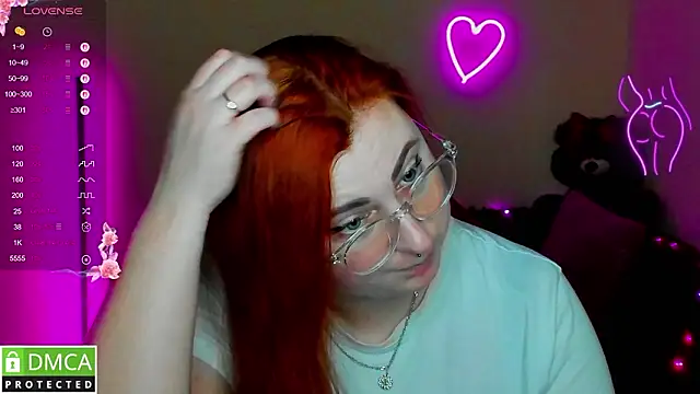 Chat +18 de Alicia_love00 ao vivo