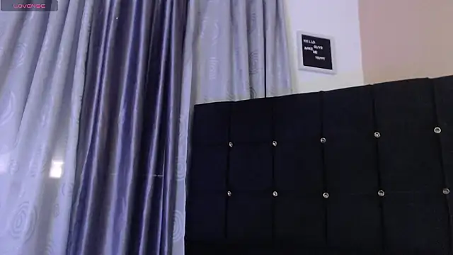 charlotte_brawn Obrolan Langsung XXX