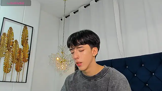 Chat +18 de AerumChae ao vivo