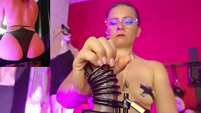 MistressSlut1: онлайн-секс-чат