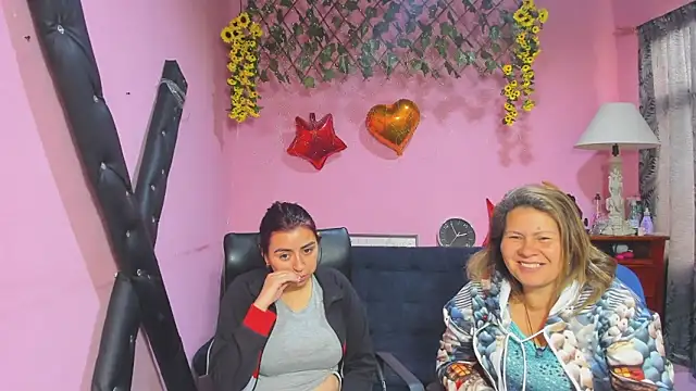 lesbiancuple – Kamerová šou