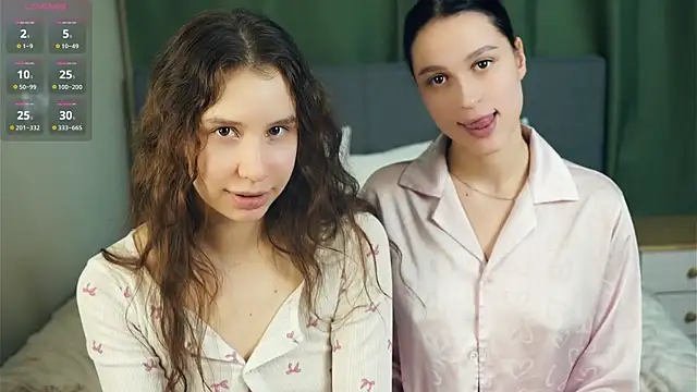 Chatroom XXX en direct de ZofiaSoshnik