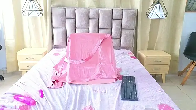 scarlettjohnson_: онлайн-секс-чат