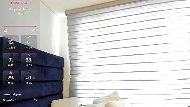 melanie_roux__ Live XXX-Chat