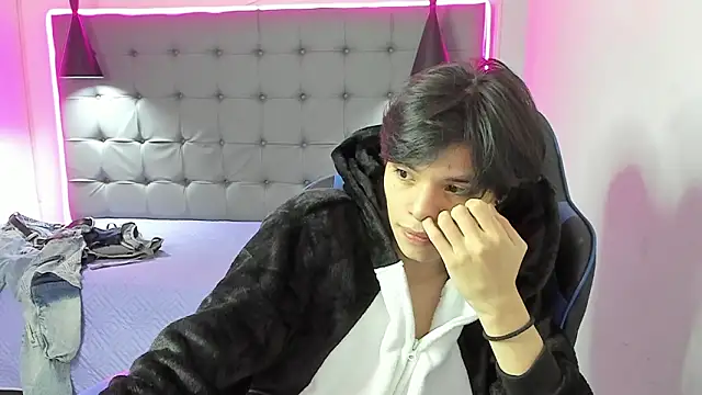 Sylasfrost live XXX chat