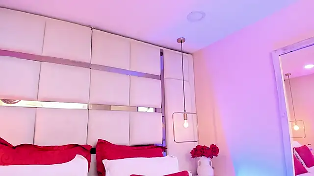 elizavenus Adlı Modelin Canlı XXX Sohbeti