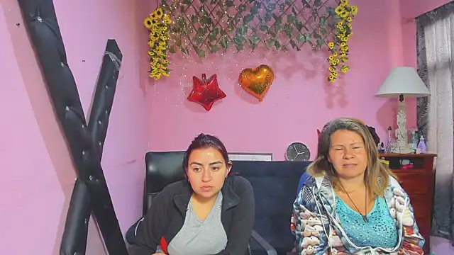 lesbiancuplen Live XXX chat