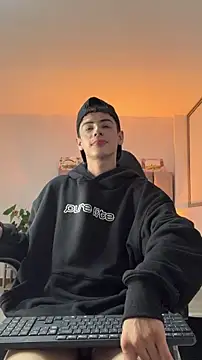 Sebastian_Reed Live XXX Chat