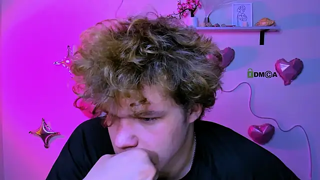 Chatroom XXX en direct de lucas_long_