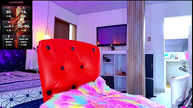 SQUIRT4UMEGANのライブXXXチャット