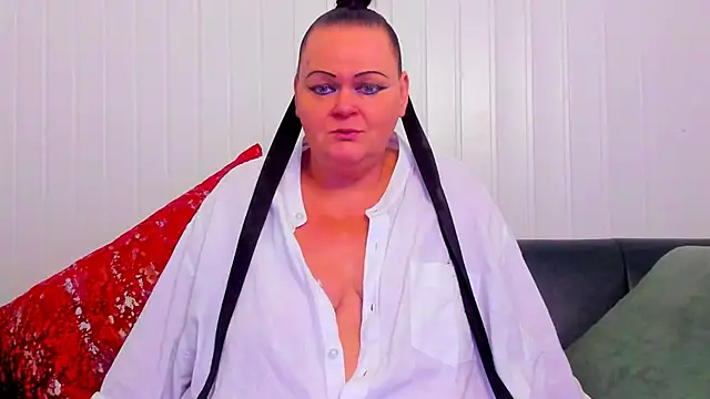 MilanaBiegert Chat XXX in diretta