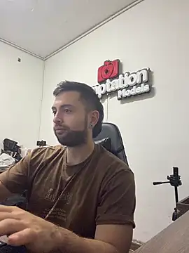 Nacho_Masters 在線直播表演