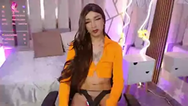 CYRUS_TAY Show Webcam