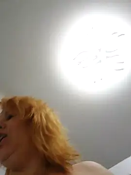 GingerFoxy Live XXX-Chat