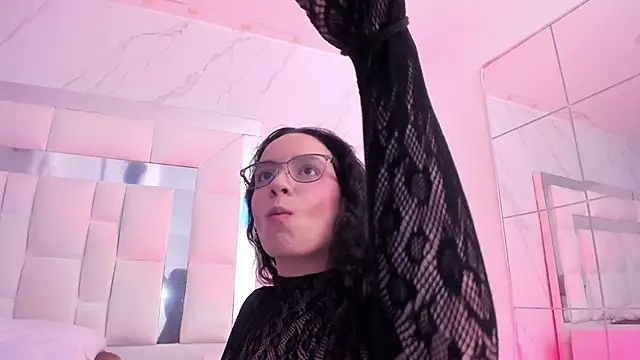 دردشة Maia_Park الجنسية المباشرة