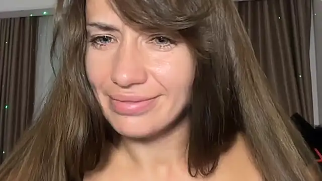 Živý XXX chat Roriann