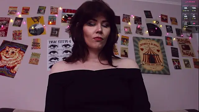 Chat +18 de Luna_Blake ao vivo