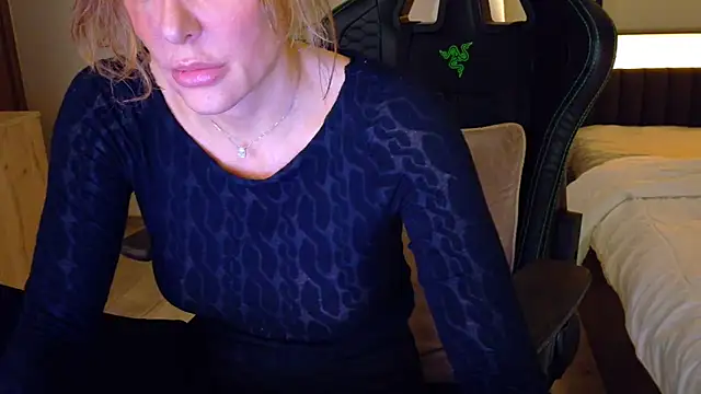 lunavicexxx Chat XXX in diretta