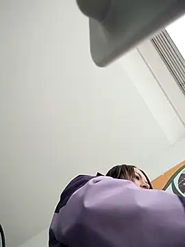 Chatroom XXX en direct de Lesly_10-