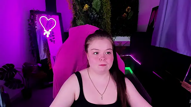 Chatroom XXX en direct de MartishaAddams