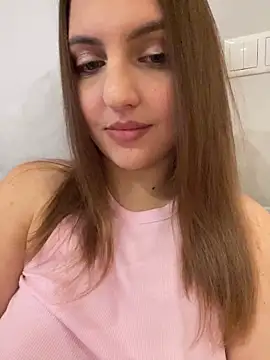 Chat XXX en directo de AliceDesmee