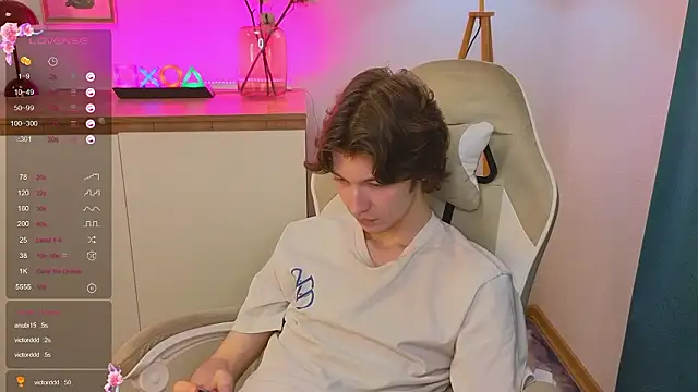 _Den1s_ Chat XXX in diretta