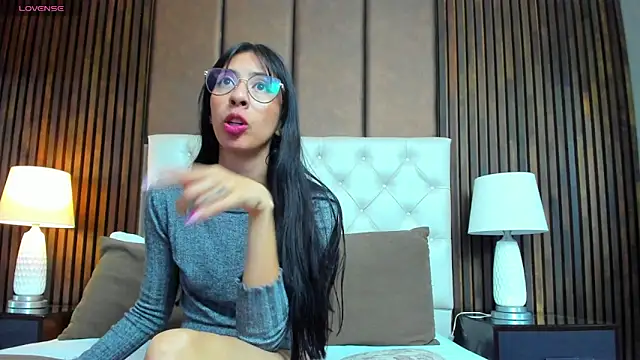 دردشة Kendal_Foxxx الجنسية المباشرة