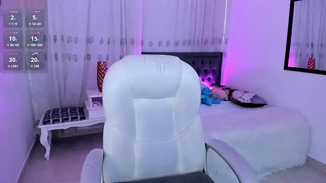 Luna_Jonnes1's Live XXX Chat