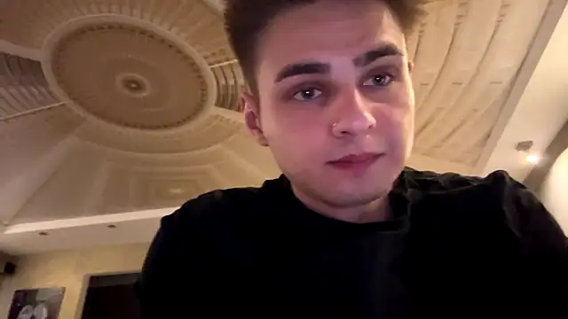 MikeCalix webkamerás műsora