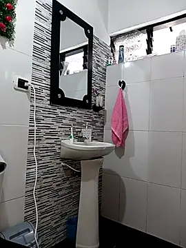 Pokazy przed kamerką – candy69-