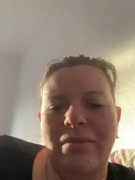 Chat XXX en directo de Laura-Loveyou